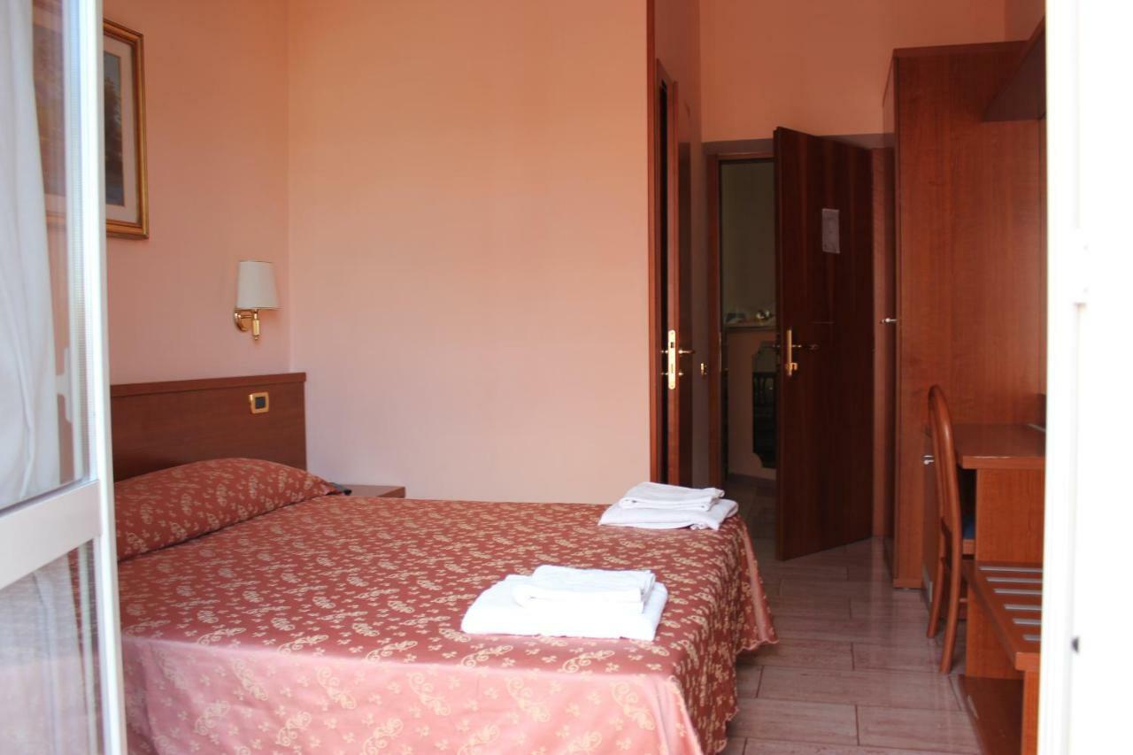 Alex City Inn III Ρώμη Εξωτερικό φωτογραφία